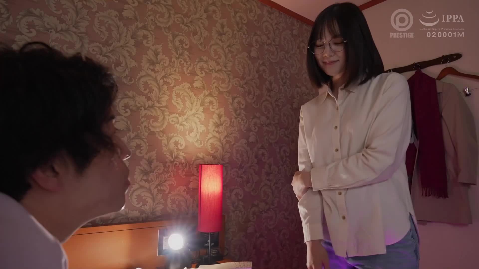 ABF-073 与性格内向女子的同居生活 涼森れむ