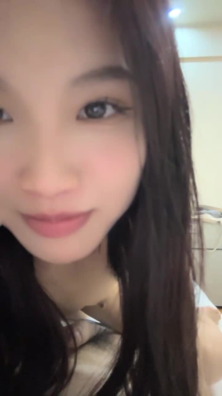 清纯学妹【桃子鱼】邻家女神~清纯学妹~跳蛋道具抽插~大屌狂干【85V】 (12)