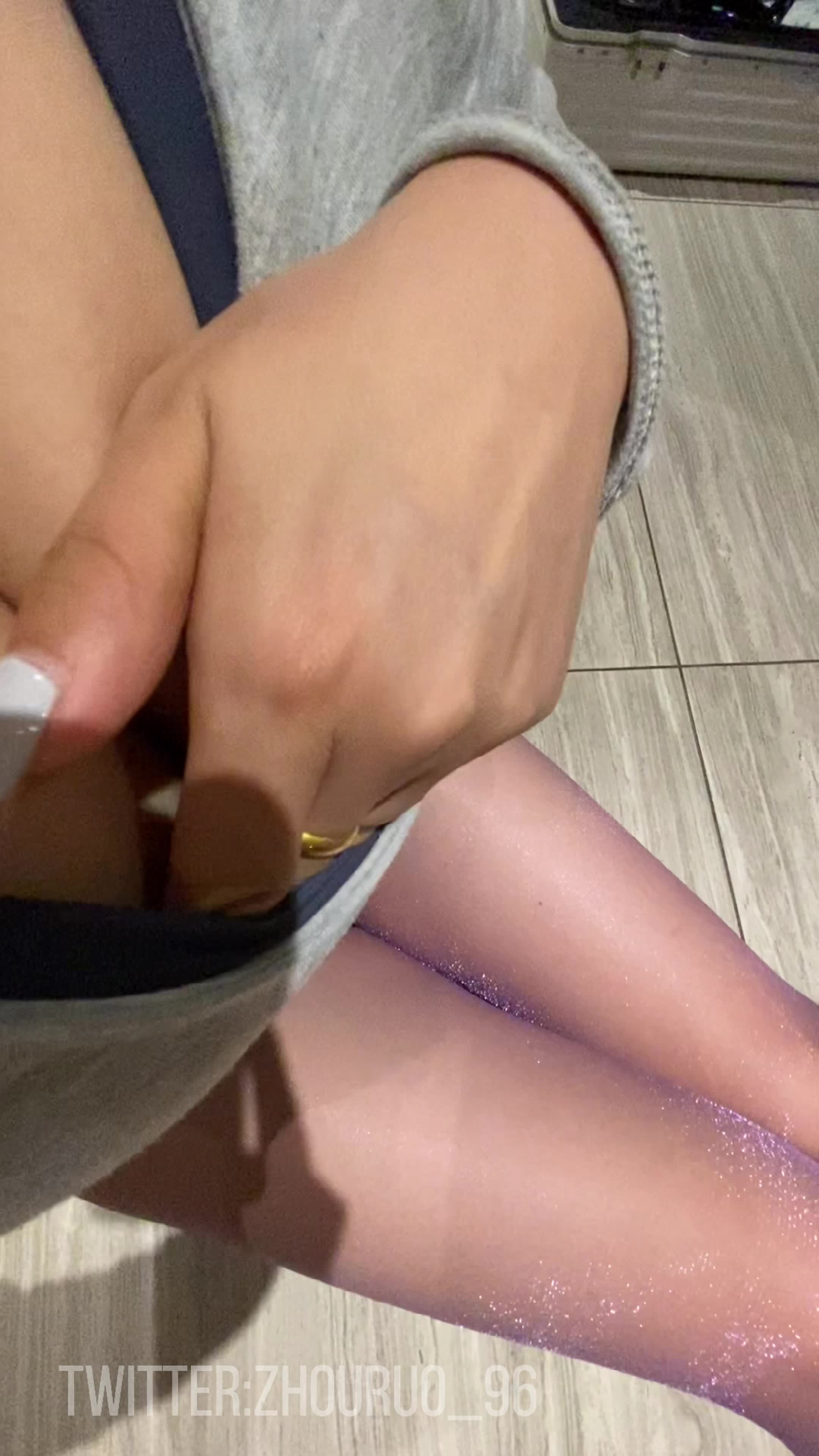 第一视角连腰珠光紫丝