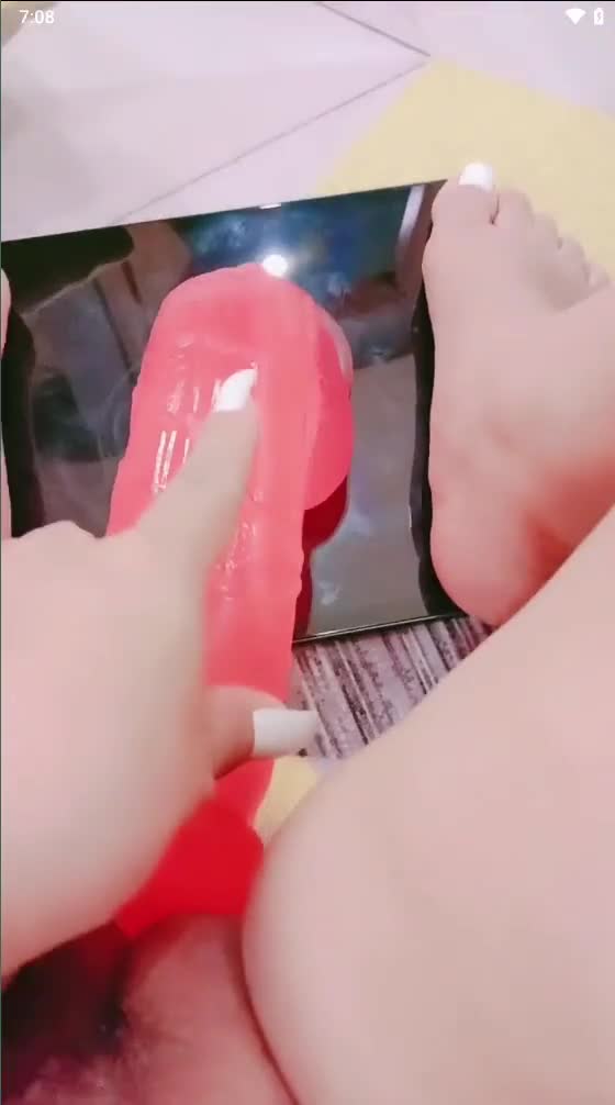 微胖巨乳尤物【桑桑】道具自慰喷水~稀毛极品馒头BB~逼脸同框道具自慰~啪啪【12V】 (7)