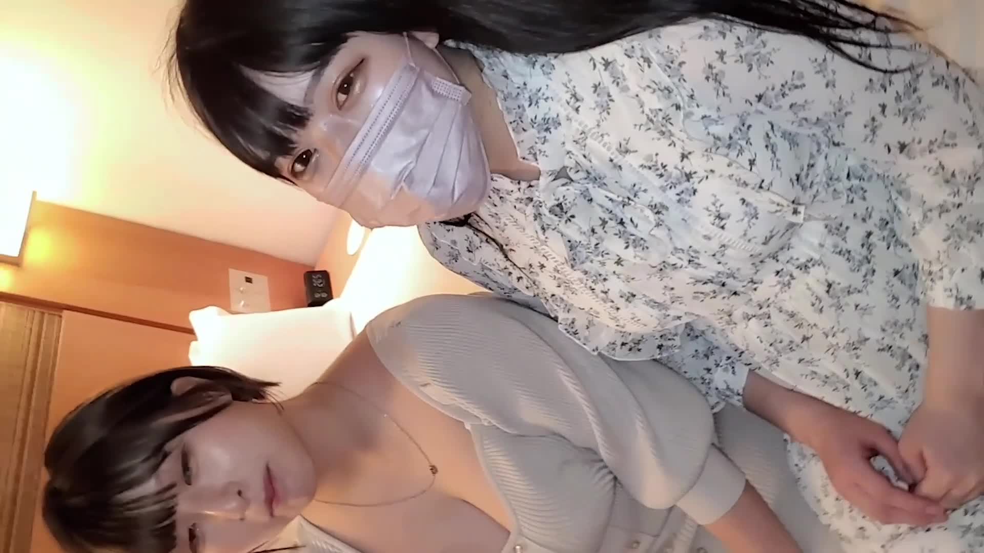 FC2-2896873