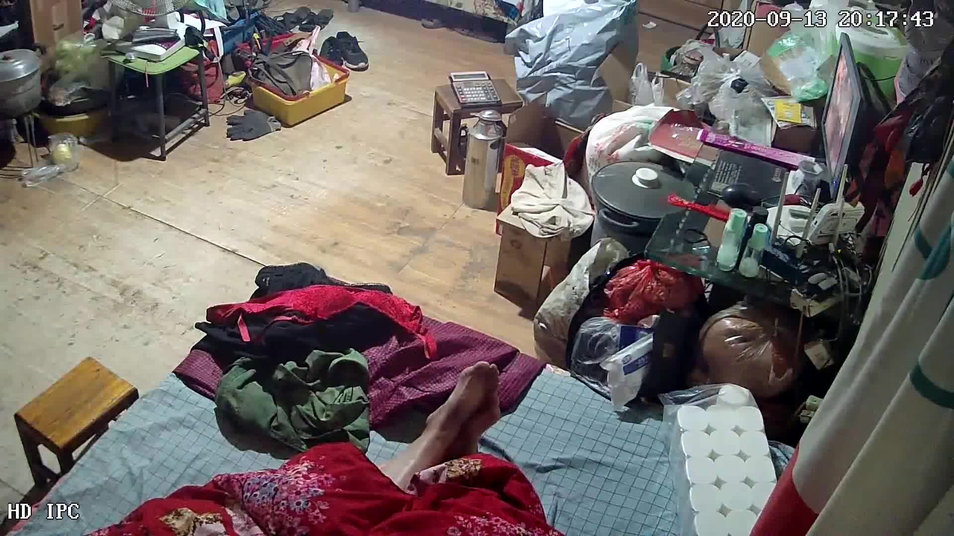 1 (10)