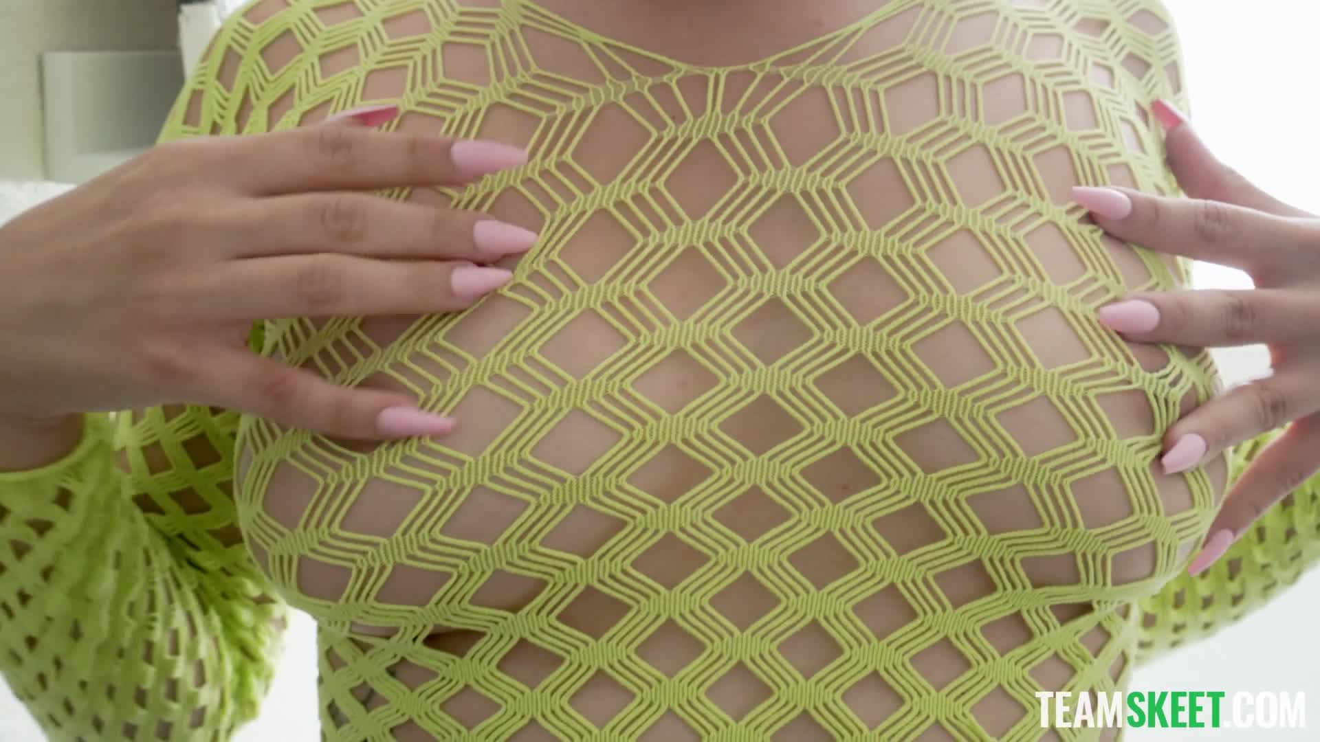 2048.cc -TeenCurves.22.03.25 Fine Ass