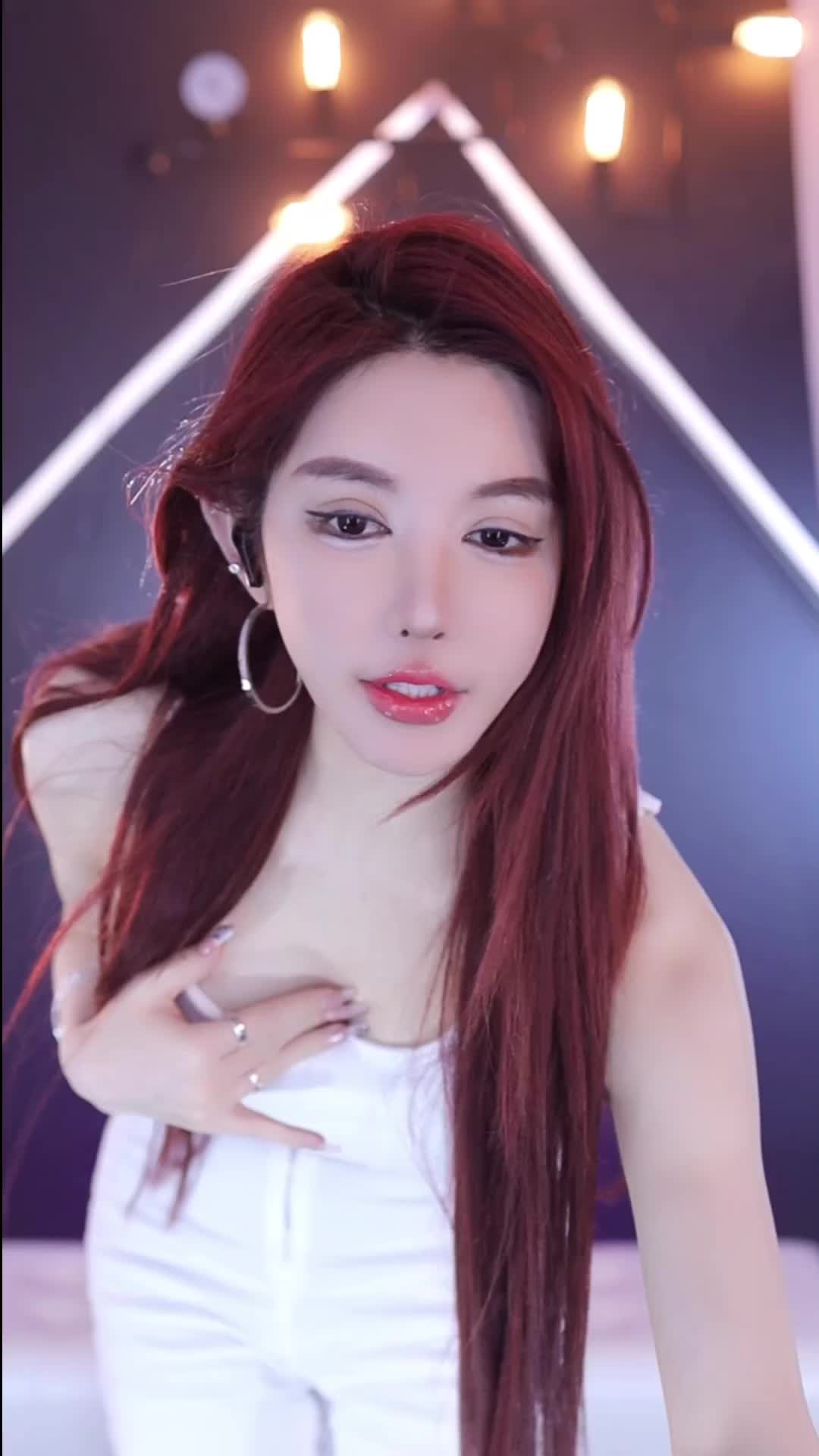 1 (77)
