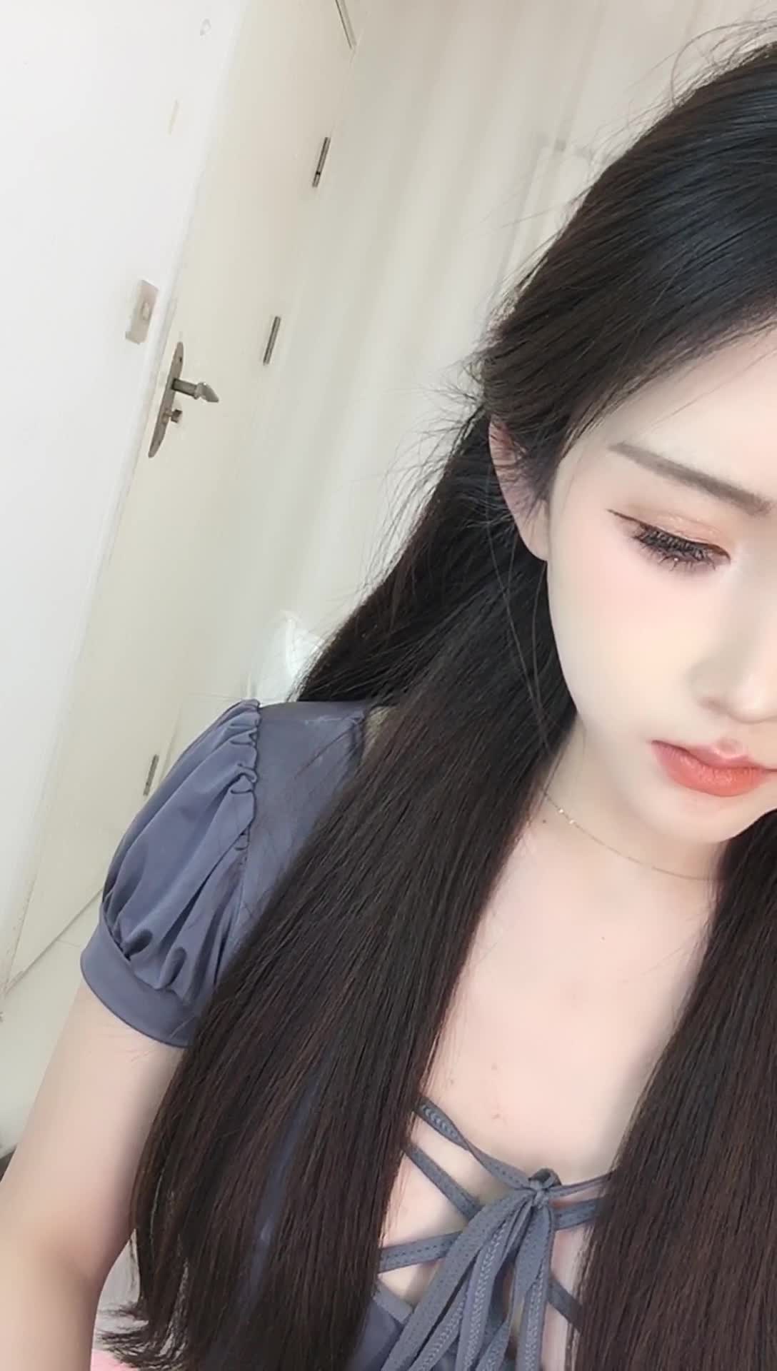 1 (8)