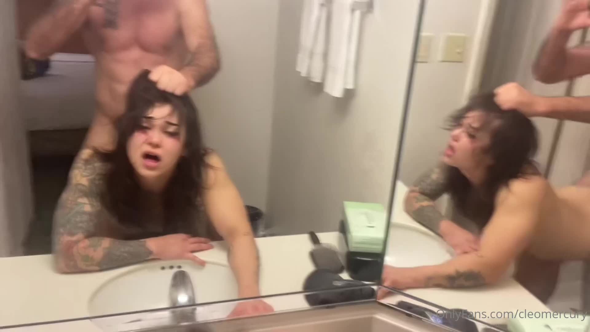 1 (16)