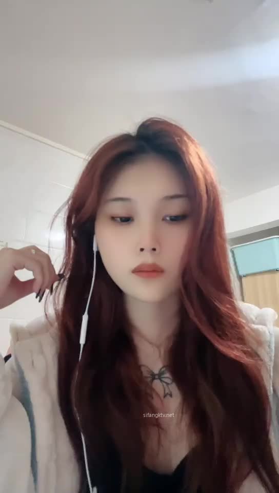 1 (3)