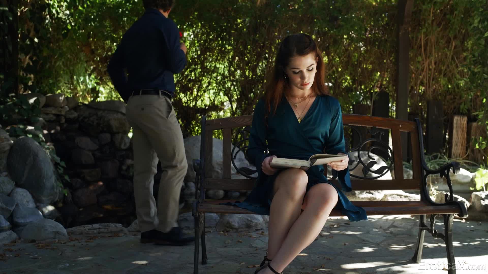 2048.cc@Eroticax.24.01.10.evelyn.claire-C