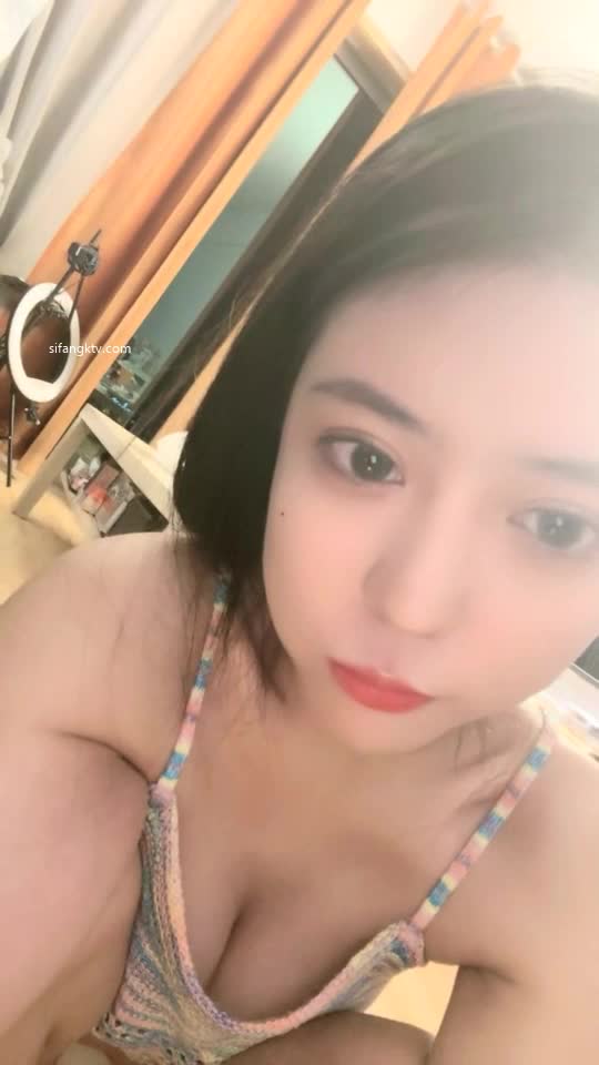 1 (22)