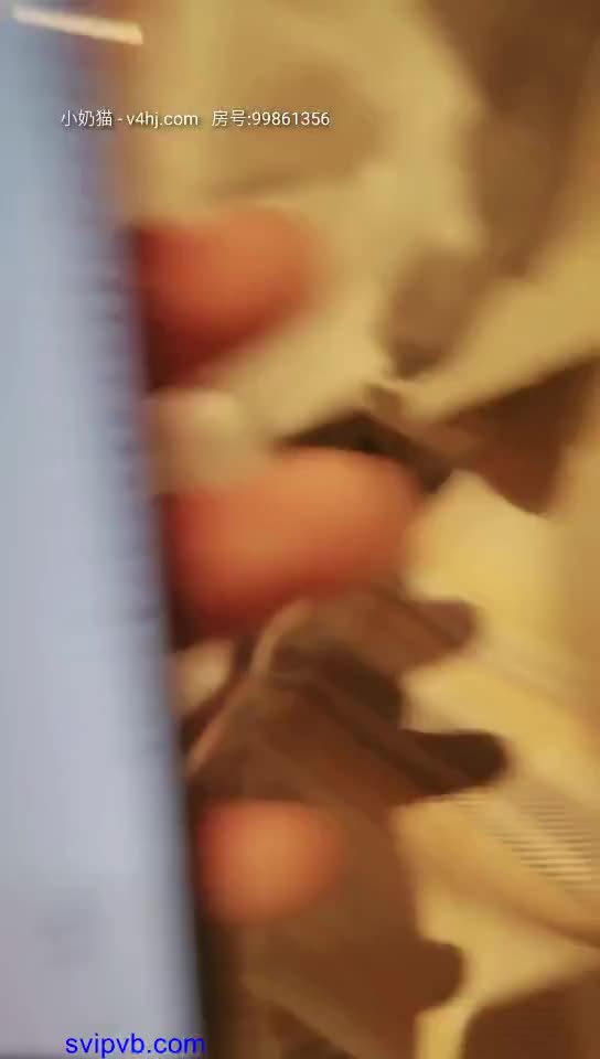 1 (17)