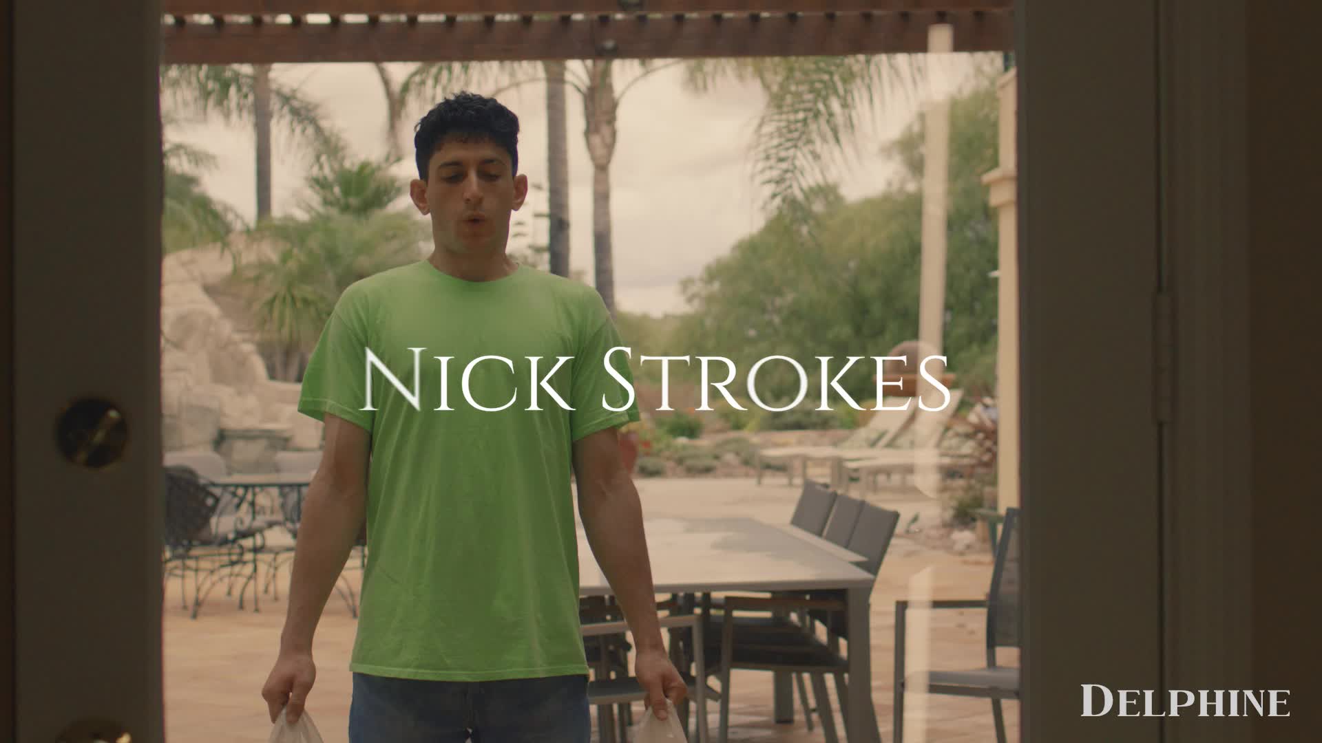 delphinefilms.23.12.21.lauren.phillips.grocery.delivery.xxx