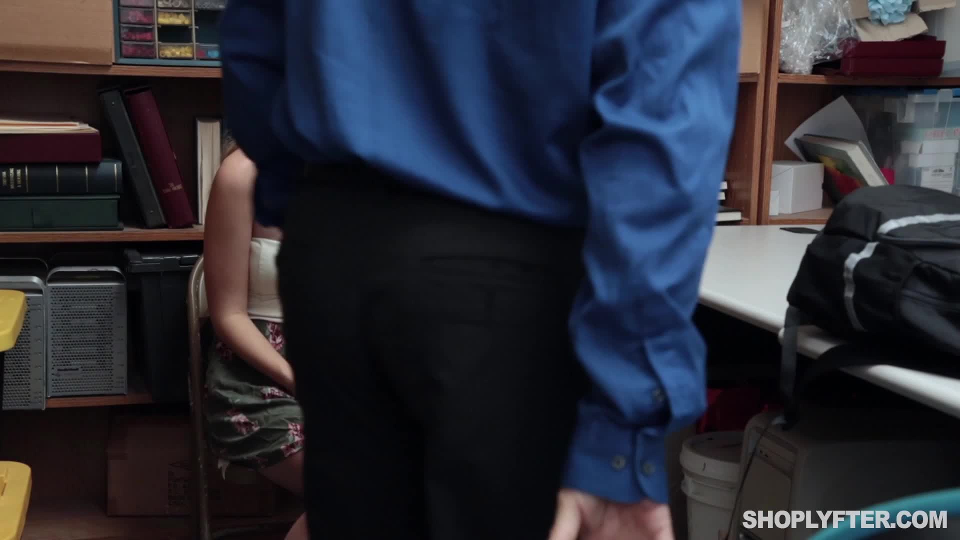 2048.cc@Shoplyfter.17.11.29.alyce.anderson-C