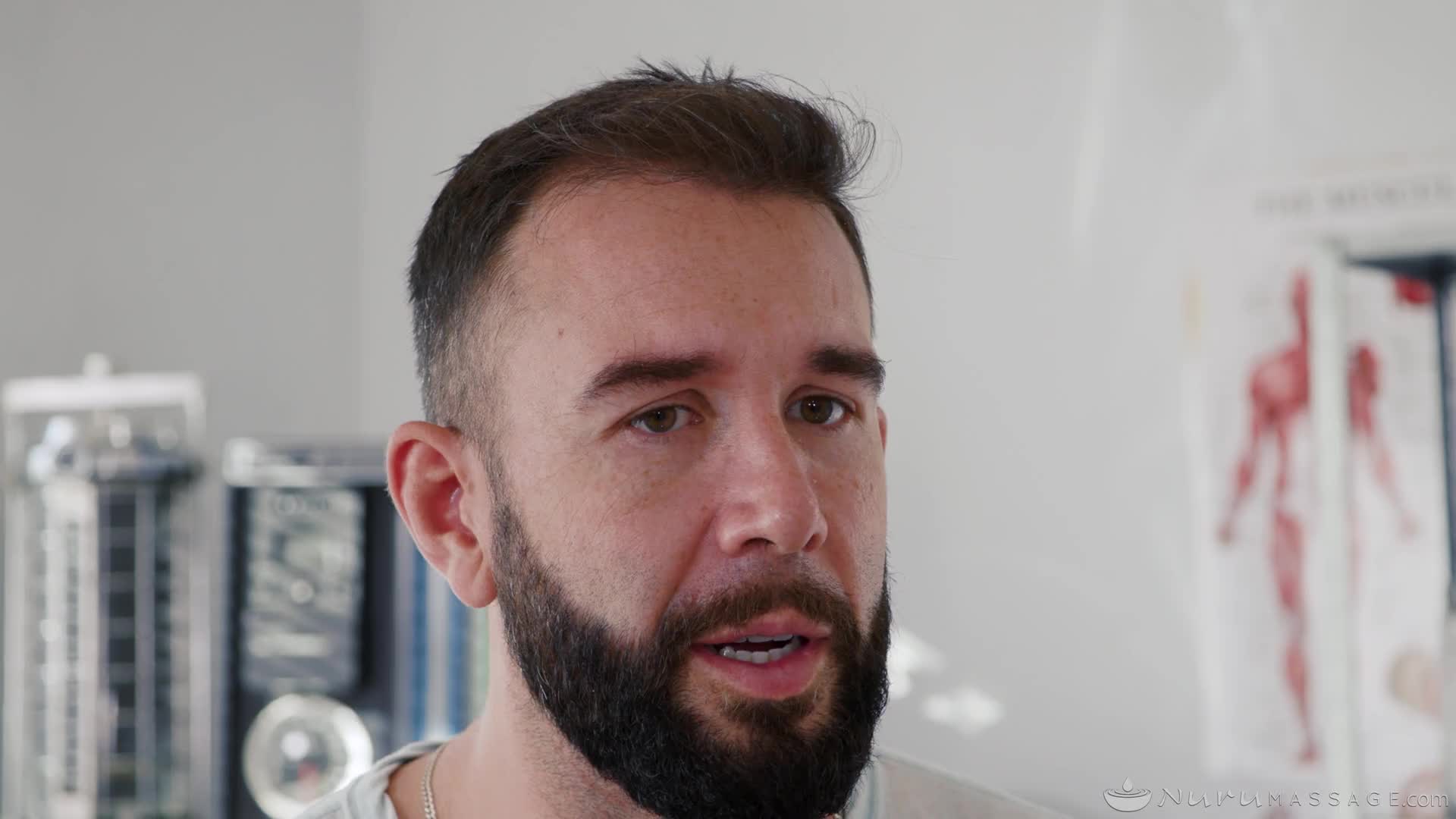 2048.cc -NuruMassage.24.03.11.Anna.Claire.Clouds.Just.What.The.Doctor.Ordered.XXX.1080p