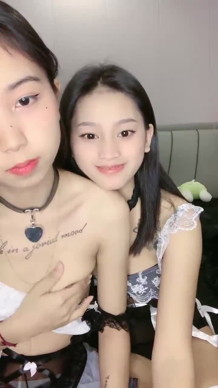 1 (11)