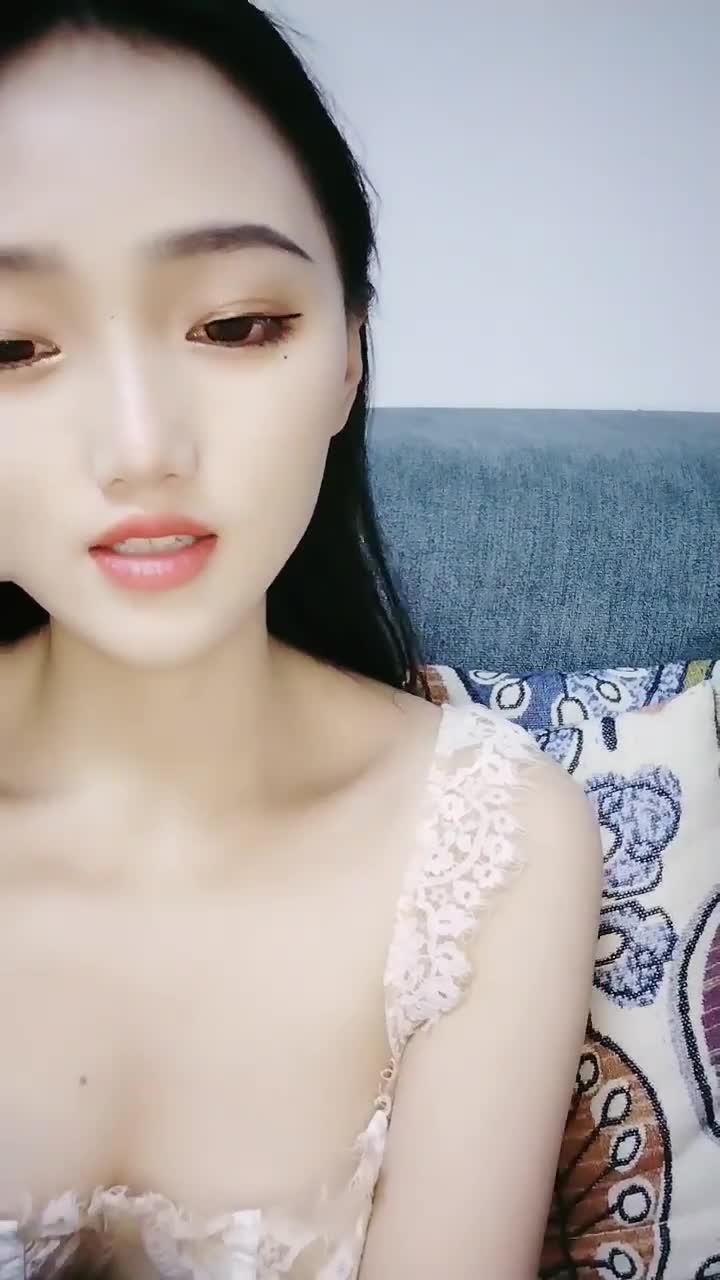 1 (17)