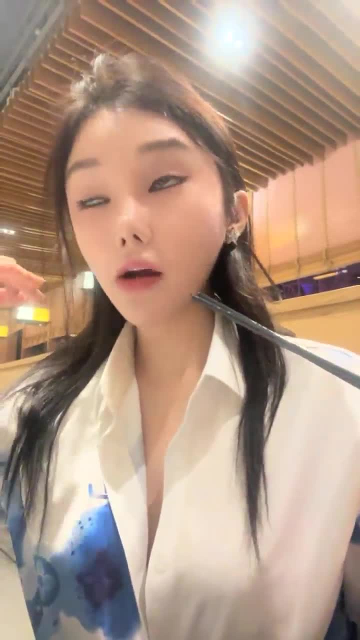 1 (12)