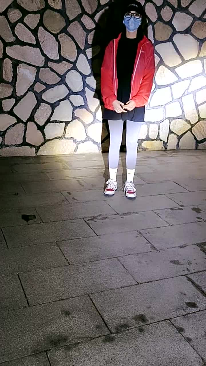 1 (2)