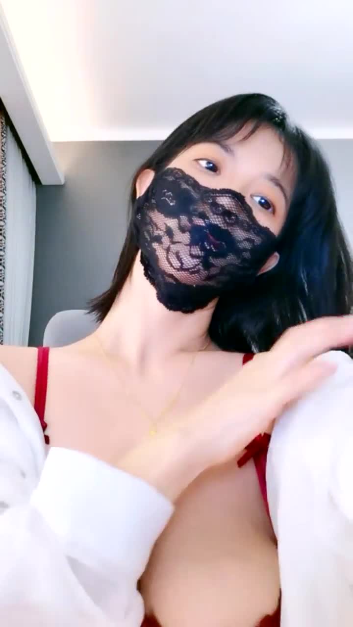 1 (17)