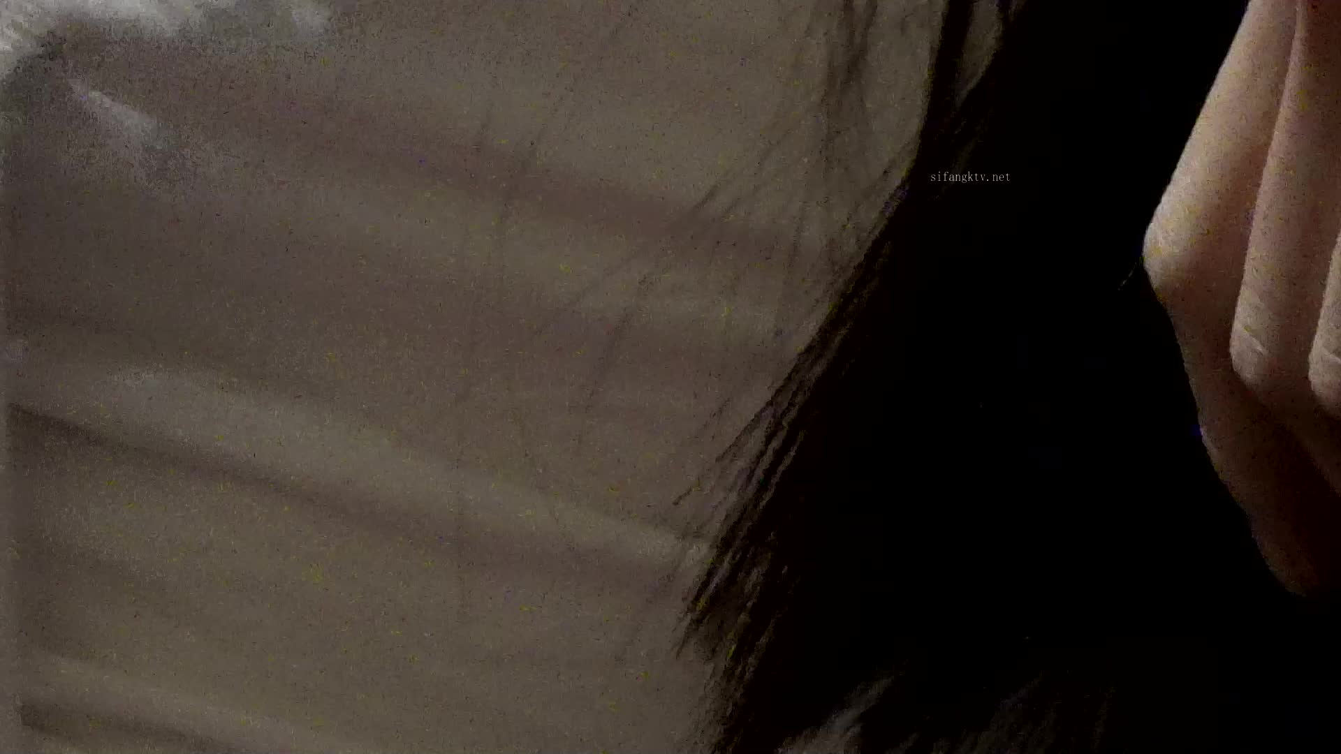 00040.MTS