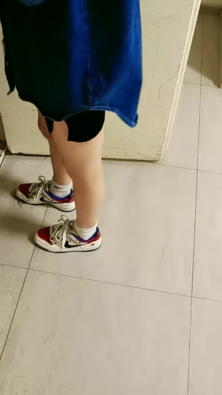 1 (28)