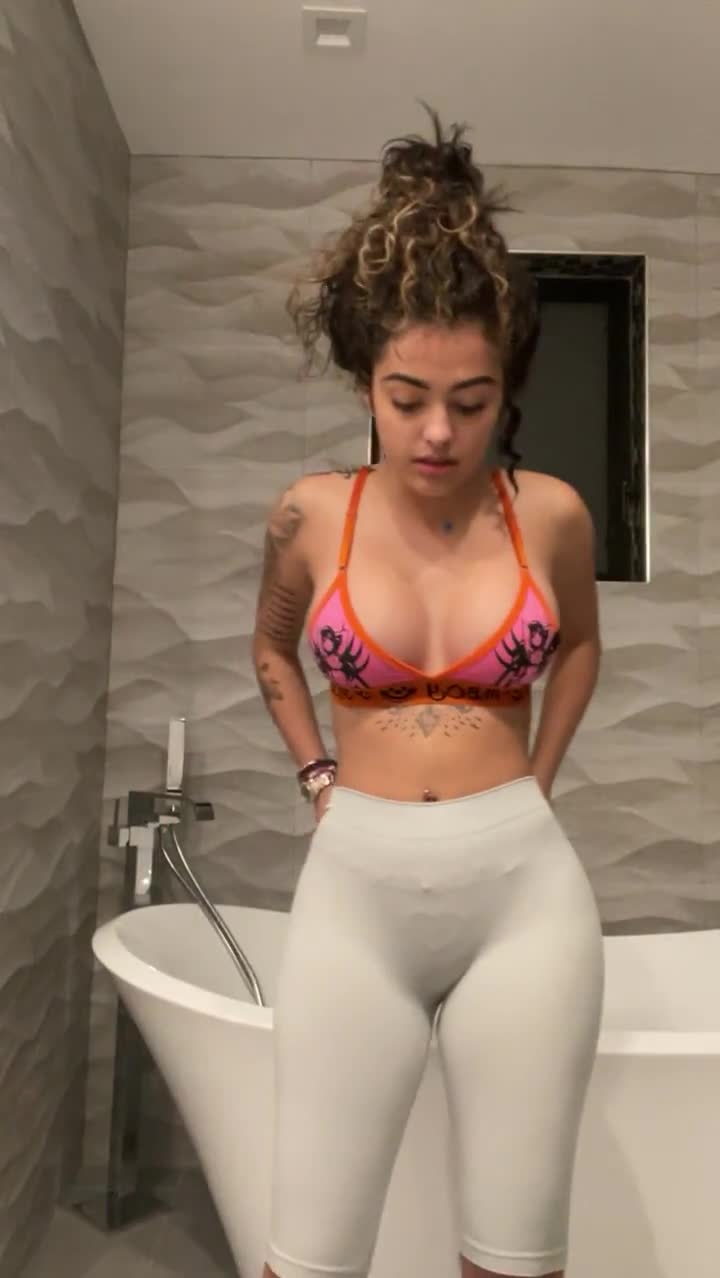 (34)