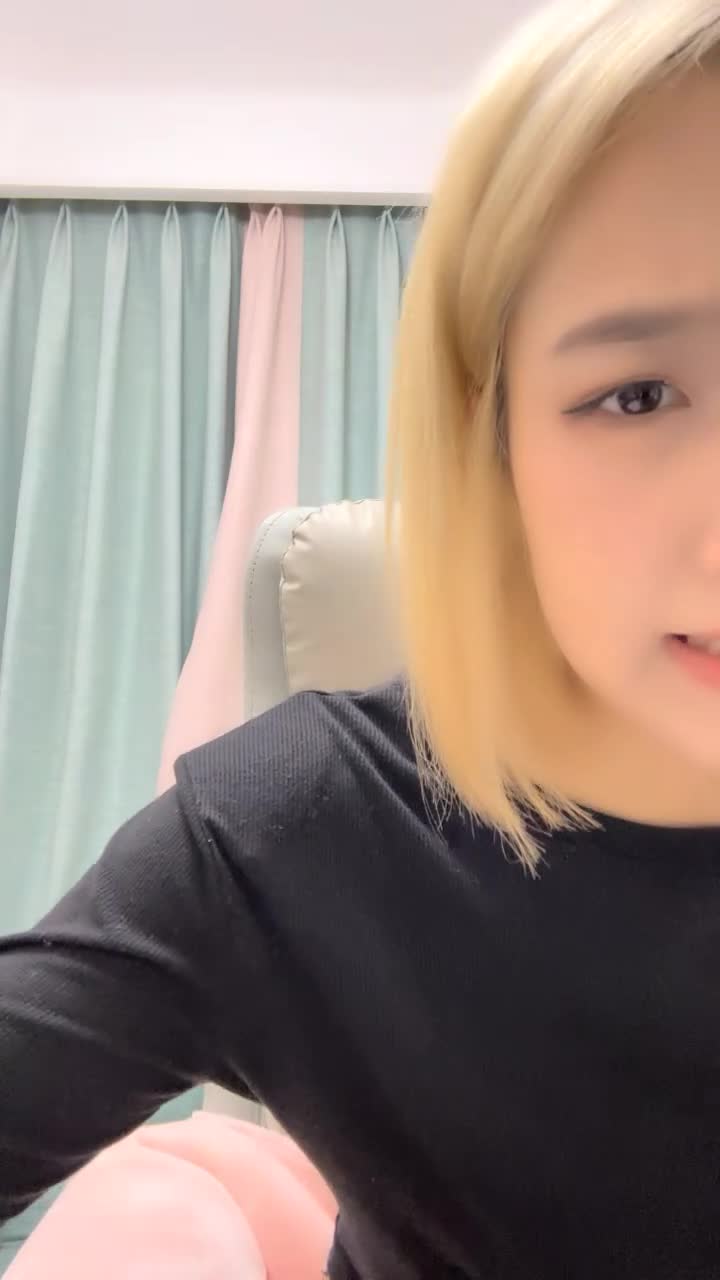 1 (21)
