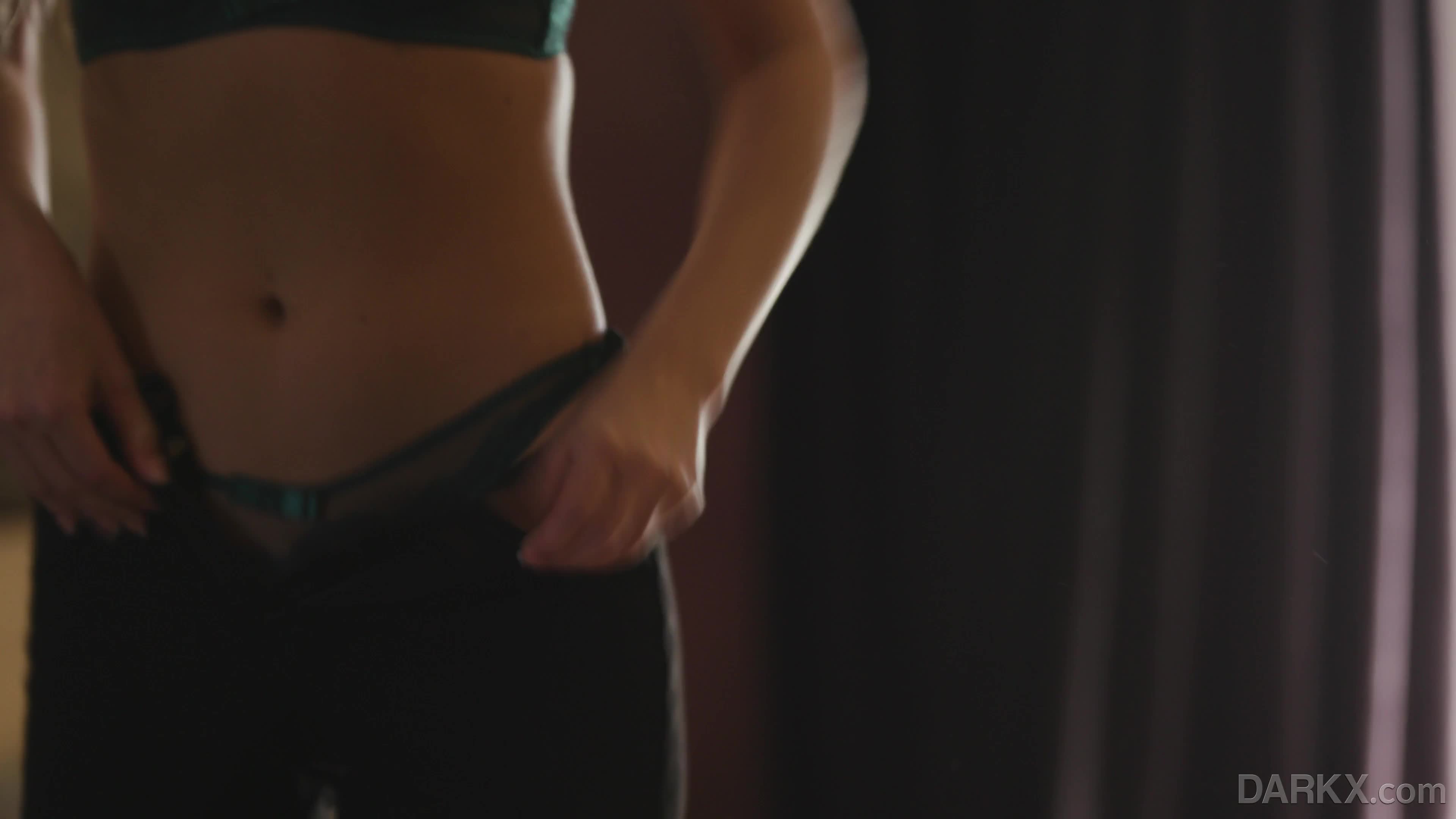 darkx.20.05.28.adira.allure.assersize.4k