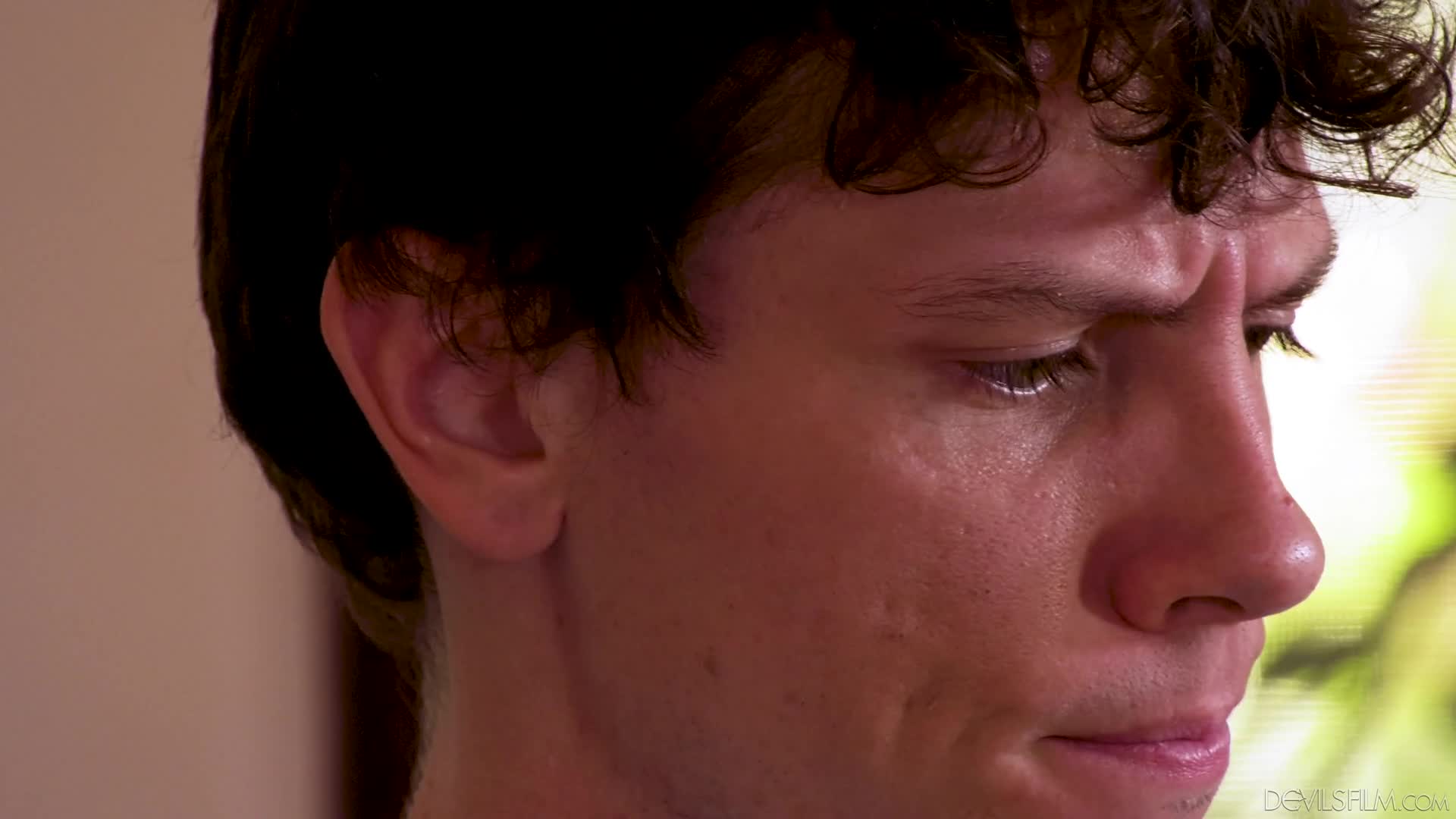 devilsfilm.20.01.14.nia.nacci.hold.me