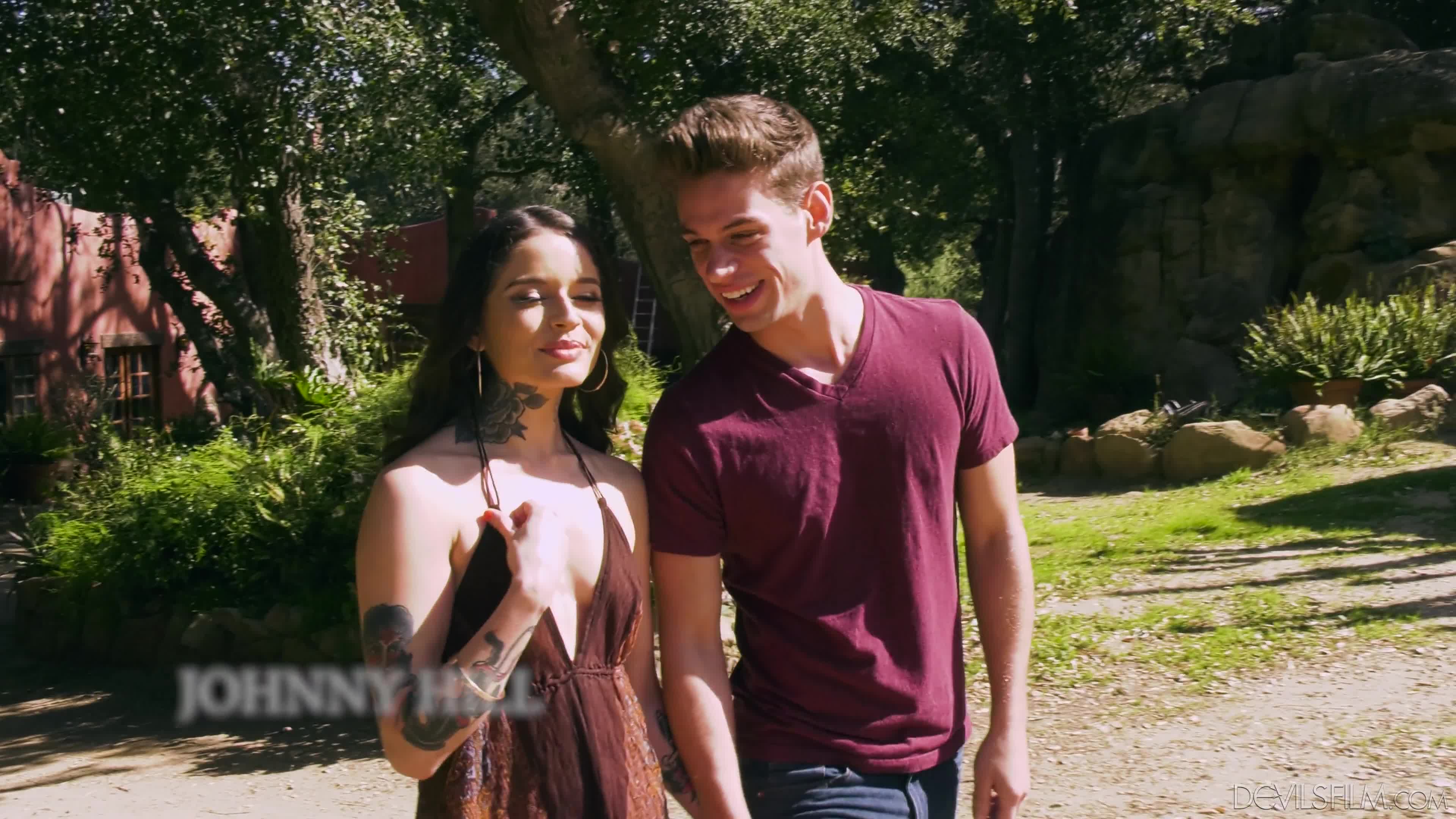 narcos-dvf-20-09-02-vanessa-vega-once-upon-a-bi-time-in-mexico-2160p