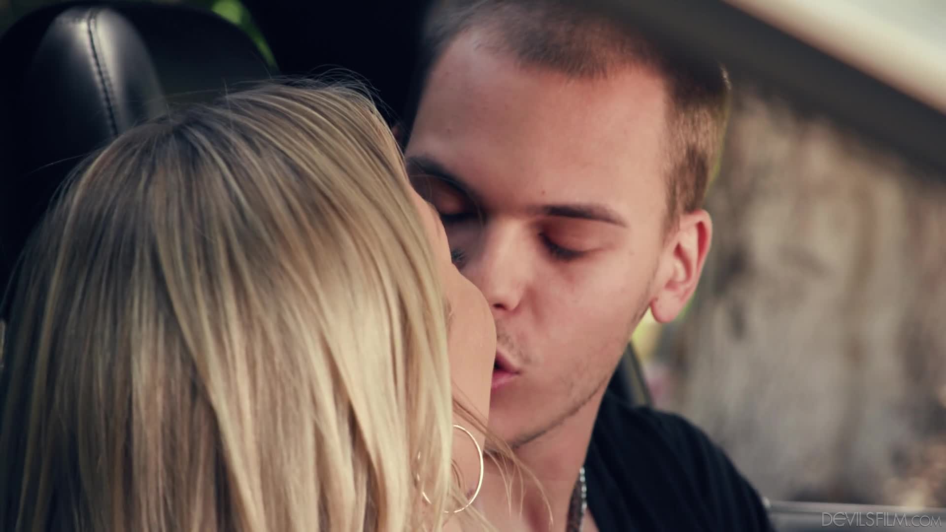 narcos-dvf-21-07-28-adira-allure-wanna-fuck-my-wife-gotta-fuck-me-too-14-1080p