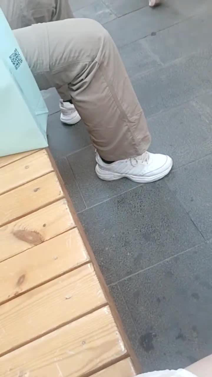 1 (2)