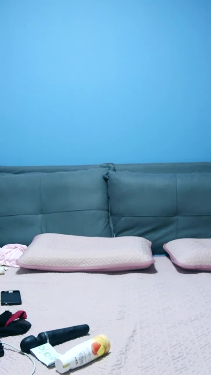 1 (6)