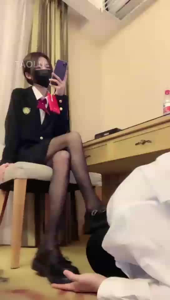 【希希子】制服黑丝无下限羞辱废物【40分钟】  --