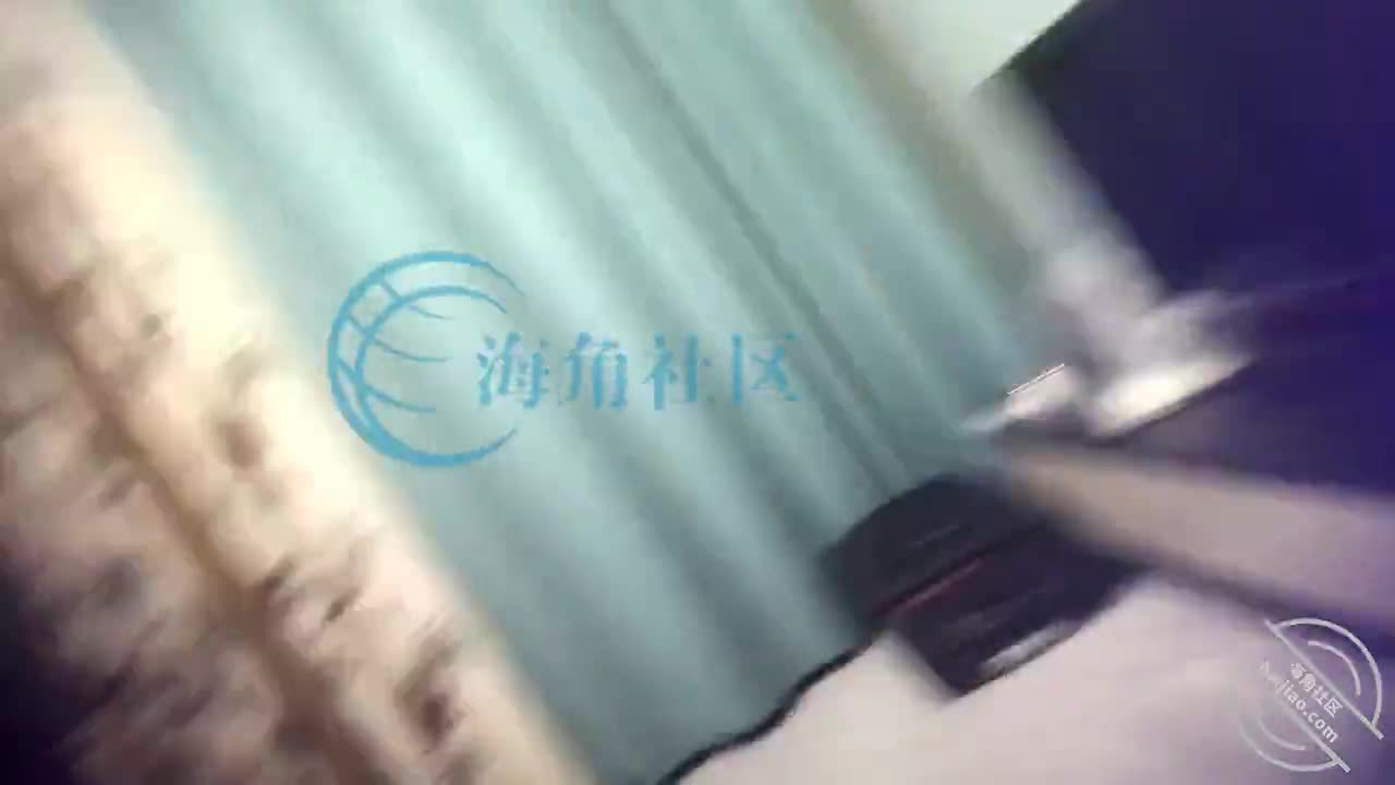 【原创】看见姐姐光着屁股的样子躺在床上，我激动的脱下了裤子爬上了床[海角_21796260]