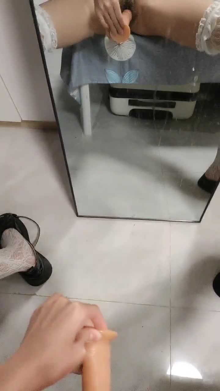 1 (19)