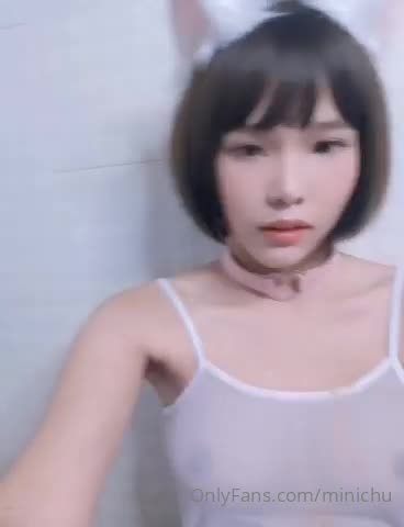 (3)