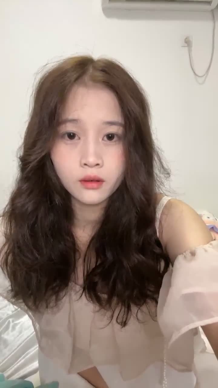 1 (19)