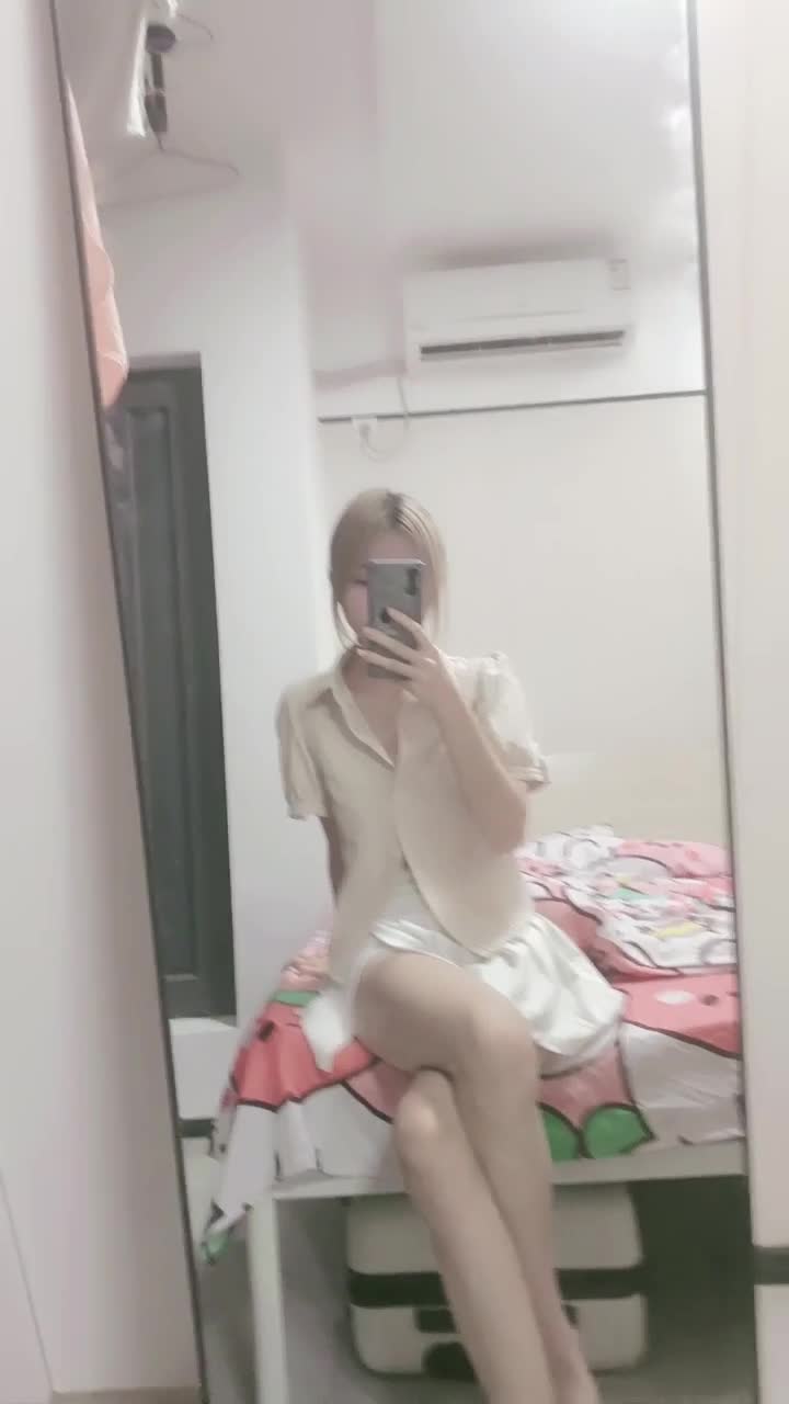 1 (21)