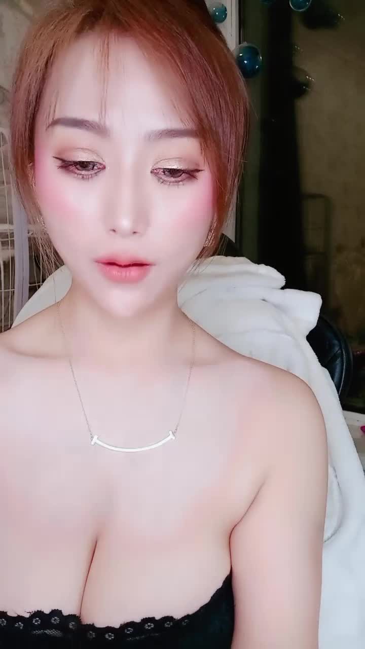 1 (8)