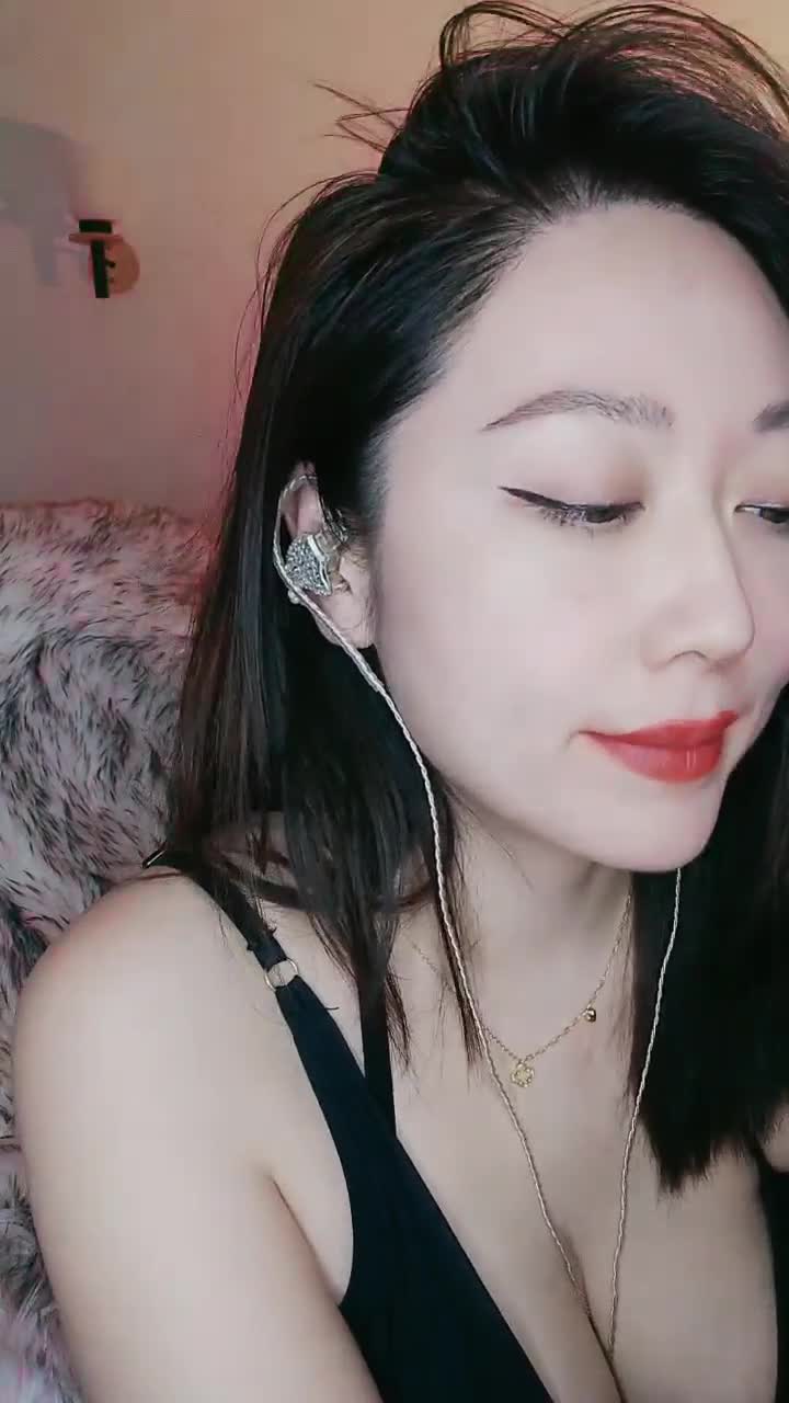 1 (36)