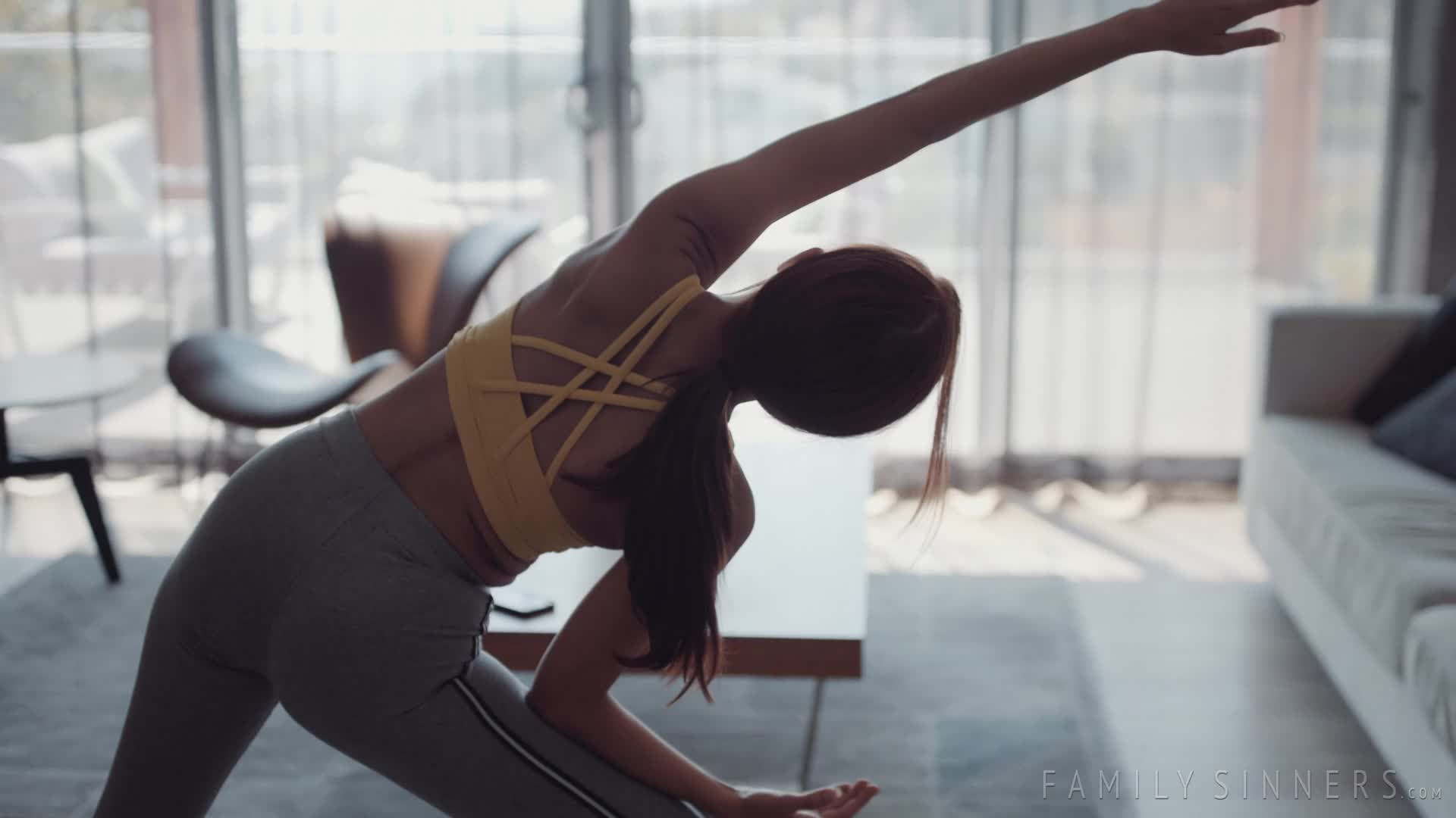 familysinners.20.12.18.vanna.bardot.caught.by.my.stepdaughter