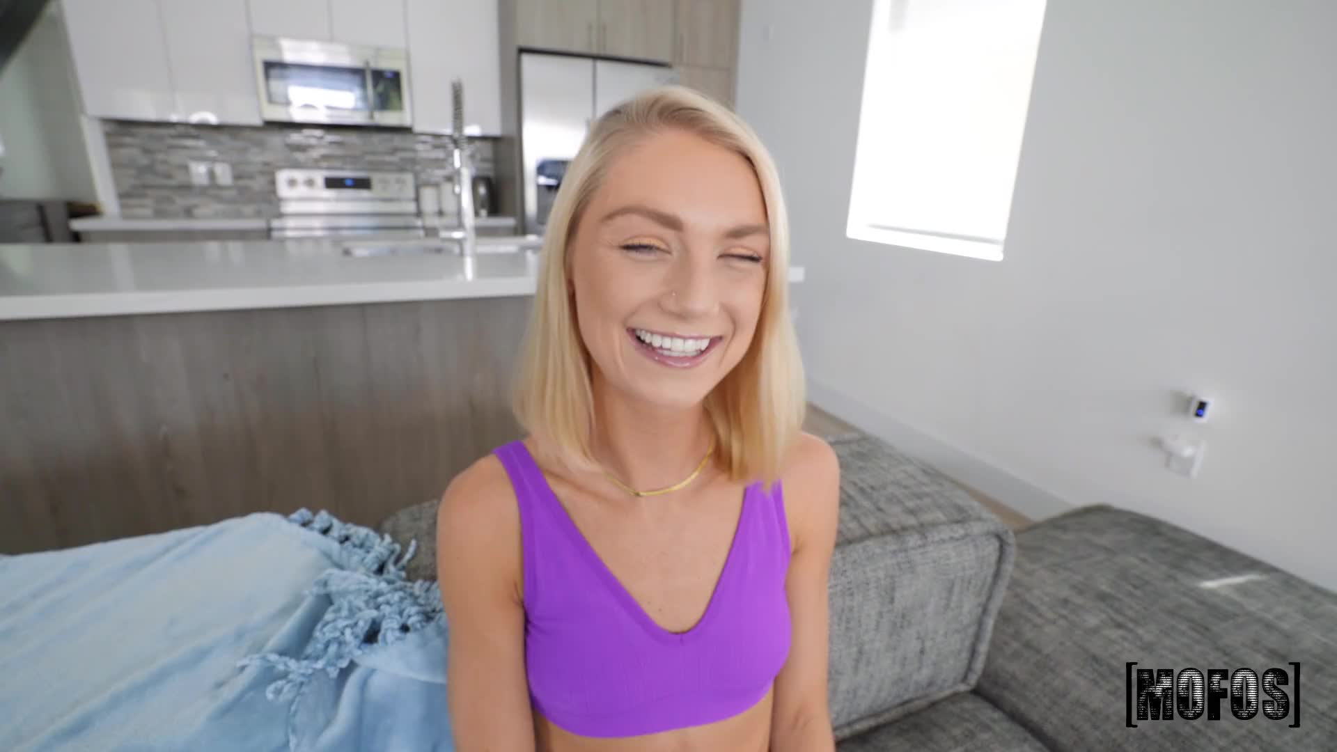 DontBreakMe.21.12.12.Payton.Avery.Tiny.Blonde.Gets.Used.By.A.Big.Dick.XXX.1080p