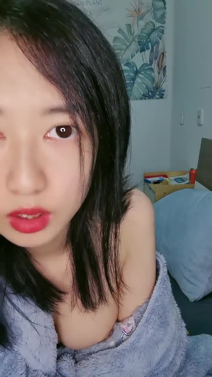 1 (32)