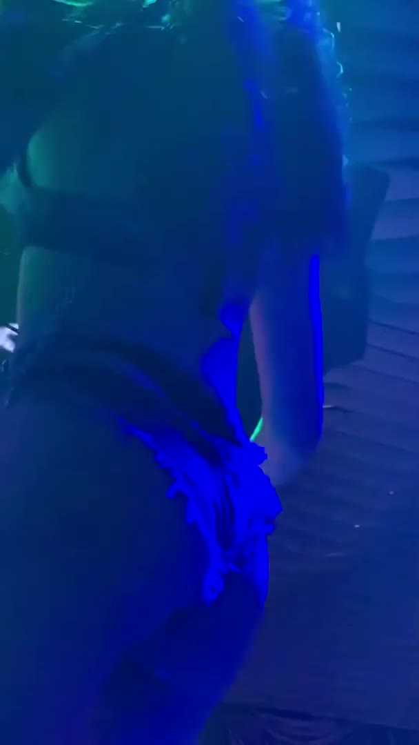 0 (10)