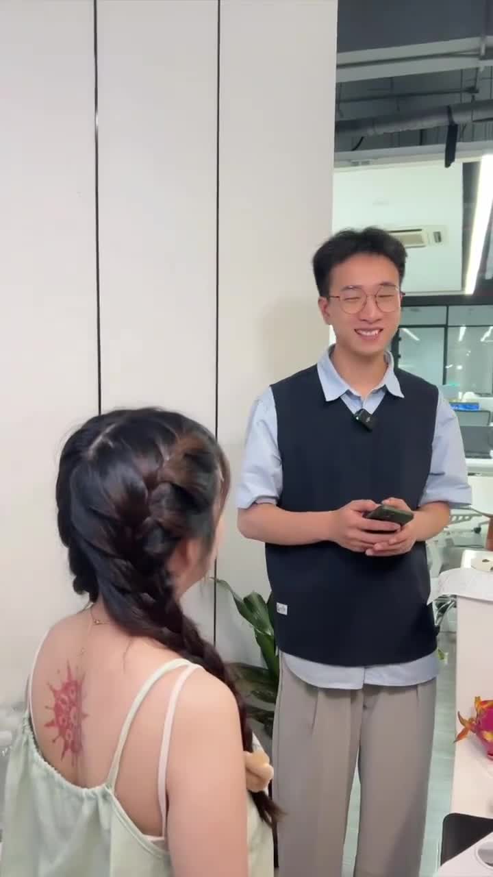 一身反骨，所以请叫我骨感美人