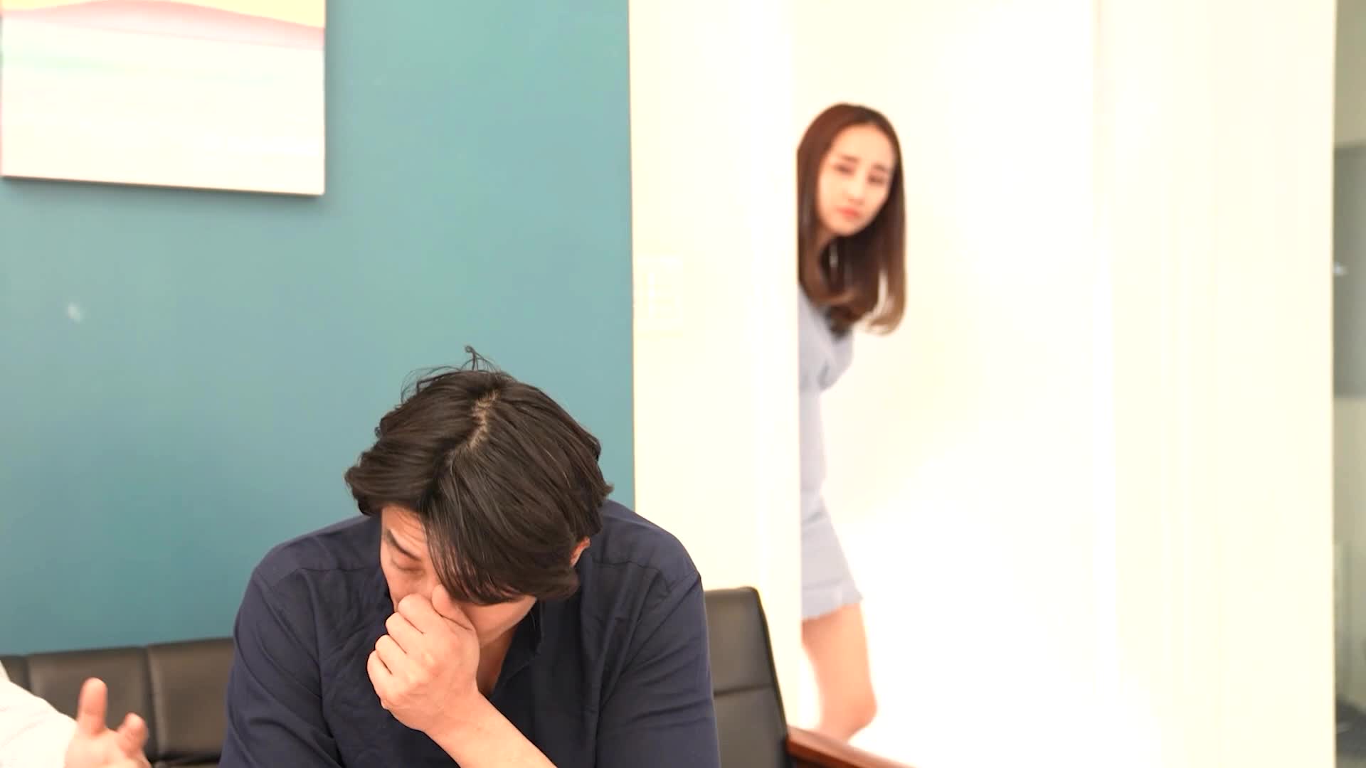 친구잘때친구여자팬티벗기기