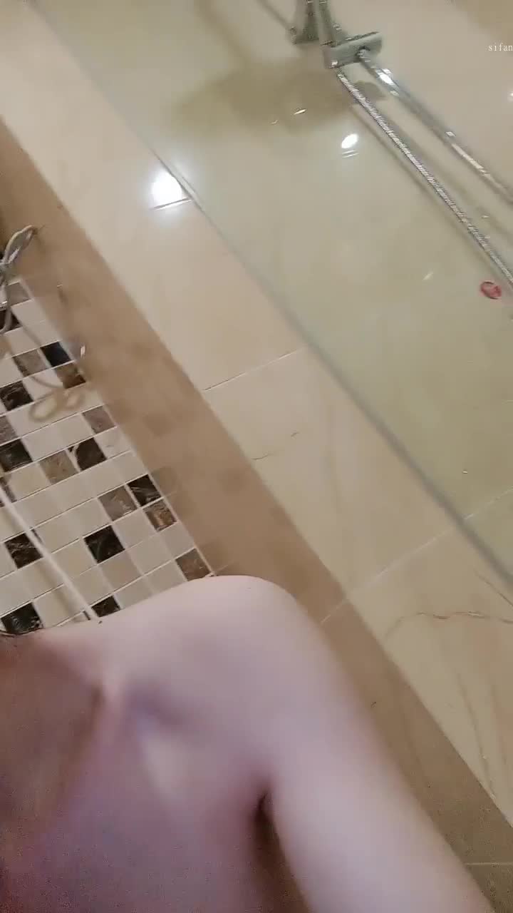 1 (17)