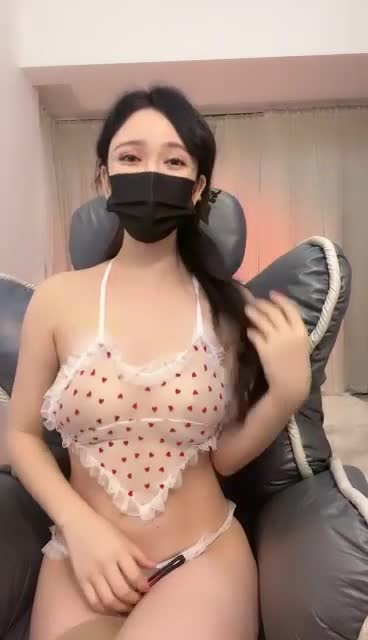 1 (38)
