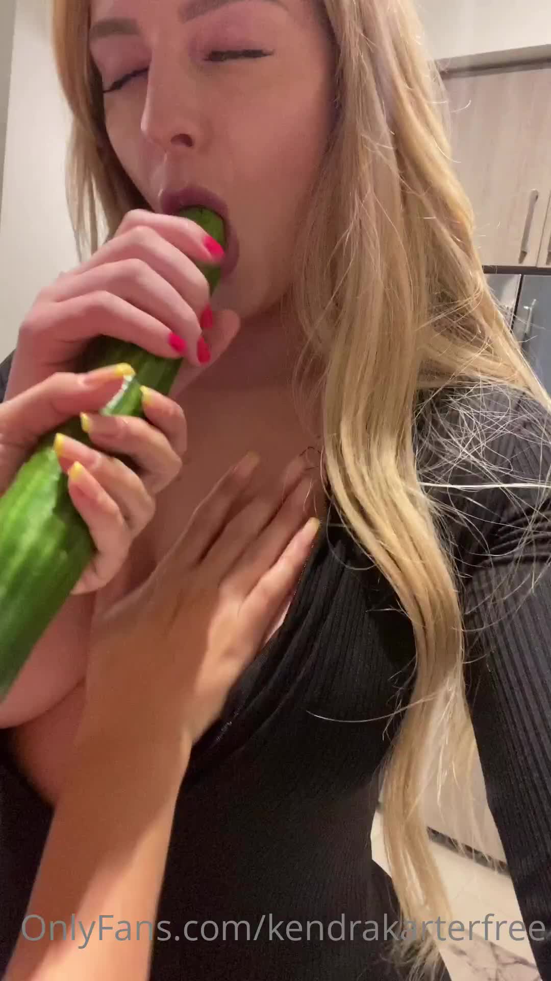 (34)