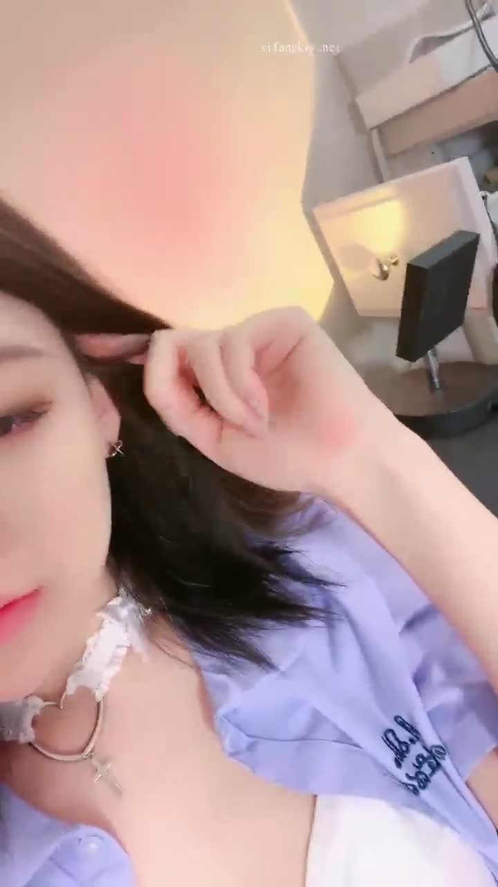 1 (23)